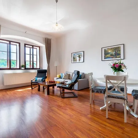 Stary Farhof Apartment